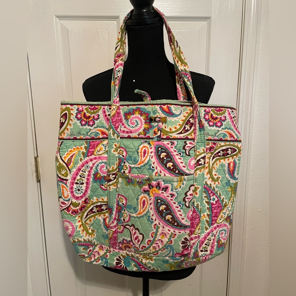 Tote bag